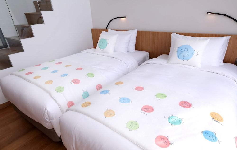 มิดาส โฮเต็ล แอนด์ รีสอร์ต Hotel คาพยอง ภายนอก รูปภาพ
