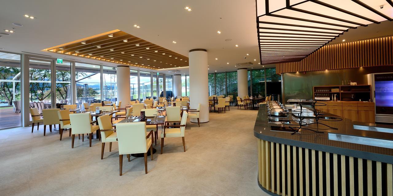 มิดาส โฮเต็ล แอนด์ รีสอร์ต Hotel คาพยอง ภายนอก รูปภาพ